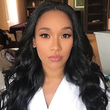 Candice Patton On Instagram Was Head Over Heels For This Soft Glam For Yesterday S Popsugar Event In 2020 Candice Patton Competition Hair Candice Patton Instagram