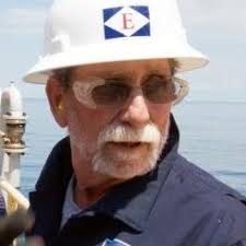 The Andrew Moran is coming along nicely. Washburn & Doughty fit the pilot  and deck house