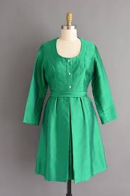 1950s Dress Kelly Green Silk Long Sleeve Cocktail Dress Etsy Long Sleeve Cocktail Dress Dresses Trendy Dress Outfits