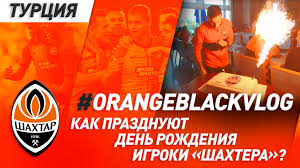 Как отмечают день рождения в шахтере? что в сумке у доктора? |  orangeblackvlog