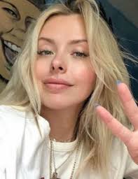 She is the the girlfriend of controversial youtuber jake paul. Who Is Logan Paul Dating Logan Paul Girlfriend Wife