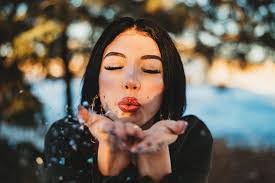 Vicky Steiner's Instagram, Twitter & Facebook