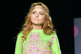 Check spelling or type a new query. Ne Mogu Pokayatsya V Odnom Grehe Pevicu Maksim Otkazyvayutsya Prichashat