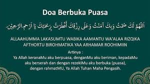 Selain melatihnya untuk bisa untuk menahan lapar, haus, serta hawa nafsu, jangan. Doa Buka Puasa Lengkap Latin Artinya Ramadan 1440h 2019 Allahumma Laka Shumtu Tribunstyle Com