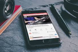 Easiest Way To Play Youtube In The Background On Iphone Ipad While Keeping Other Apps Opened Mobile Web And Computing Tips Ipad Iphone Youtube