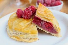 Galettes Des Rois A La Framboise Chocociframboise Le Blog Galette Des Rois A La Framboise Galette Des Rois Frangipane Galette Des Rois