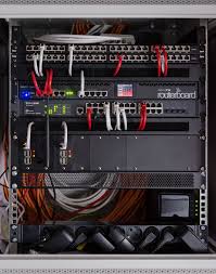 19 serverschränke online kaufen preiswert großes sortiment schneller versand. Raspberry Pi Einbau Im 19 Rack Netzwerkschrank Indibit