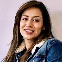 100+ perfiles de «Liliana Santos»