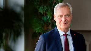 Liste over finlands statsministre og finlands regjeringer fra og med selvstendigheten i 1917, gir en oversikt over navn, datoer og sammensetningen av koalisjonsregjeringer. Statsminister Antti Rinnes Tal Vid 100 Arsjubileet For Regeringsformen For Finland 10 9 2019