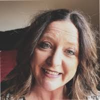 Jennifer Halcomb's Instagram, Twitter & Facebook