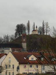 Hapit nalukop sa kaumahan ang palibot sa kraiburg a.inn. Burg Kraiburg In Kraiburg Inn
