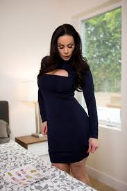 Sexy MILF Kendra Lust gets her toes sucked & pussy fucked in missionary  action - Pichunter