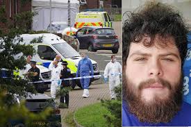 Geobsedeerd door wapens en seks: waarom Jake Davison (22) zijn moeder, een  driejarige kleuter, en vervolgens zichzelf doodschoot