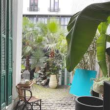 Make yourself known to an official member of staff and/or call the. Yoga Dusseldorf Finde Dein Passendes Studio Ground D