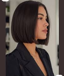 Recommendations for women's long bob haircuts