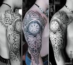 Wikinger Und Celtic Tattoo Sleve Uber Den Gesamten Oberarm Diverse Keltische Knoten Runen Und Wi Nordische Tattoos Oberarm Wikinger Tattoos Keltische Tattoos