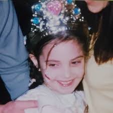 Victoria Dell's Instagram, Twitter & Facebook