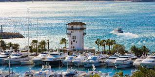 Good coffee at the reception area in case you need to wait. Luxuriose Immobilien In Portals Nous