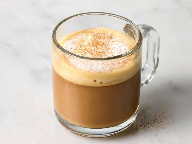 How to Make a Latte at Home
