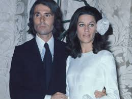 Raphael desvela el secreto de su matrimonio con Natalia Figueroa, 52 años  después de su boda