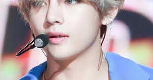 Korea Korean Kpop Idol Boy Band Group Bts Taehyung S Dna Hair Bangtan Long Silver Hairstyles Guys Men Kpopstuff Rambut Daegu Kim