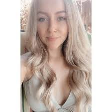 Alexandra Collado's Instagram, Twitter & Facebook