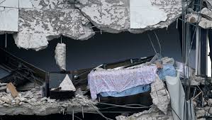Photos and video from the scene show that the collapse affected half the. Es M8x1u2rqs3m