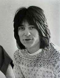 Rolling Stones Here S A Very Young Ronnie W Like A Rolling Stone Famous Faces Ronnie Wood