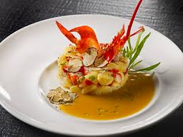 Frullare il tartufo con l''acciuga, il sale, l''aglio e l''olio. Ricetta Stellata Degli Gnocchetti Con Astice E Tartufo Dello Chef Marcattilii