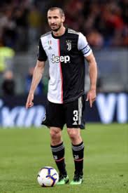 Gioco a calcio nella juventus e nella nazionale italiana. Giorgio Chiellini Pes Stats Database