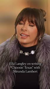 @mirandalambert has a pet WHAT?! 😂 , #ellalangley #mirandalambert