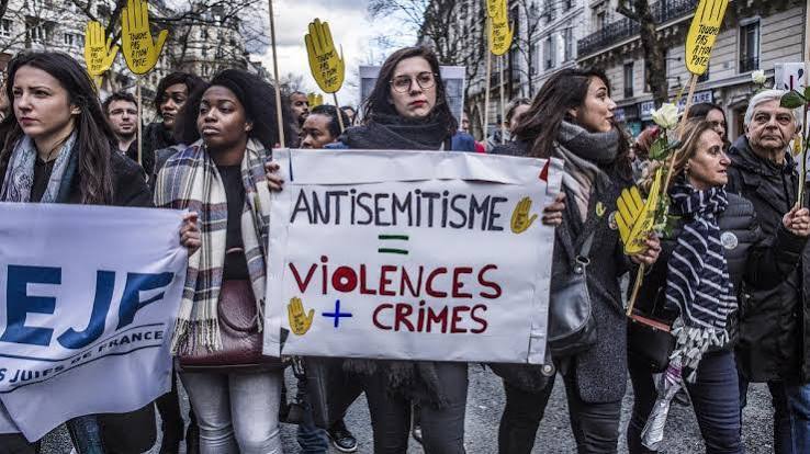 Francia, le voci ebraiche finiscono nel mirino - Setteottobre