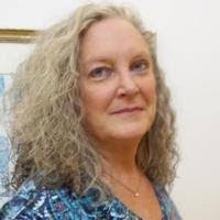 Leslie Aldridge's Instagram, Twitter & Facebook