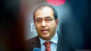He is his party's spokesman on foreign affairs. Omid Nouripour Qantara De Dialog Mit Der Islamischen Welt