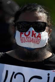 Caso encontre alguma estampa de conteúdo abusivo, ilegal ou que considere ofensivo pode ser denúnciada. 1nql2yrctok2qm