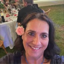 📢 Dear iOS Users Still Experiencing Issues with Updating or Loading the  Game: We submitted a full bug report to Apple yesterday and now must wait  for their response. 🙏 We've seen