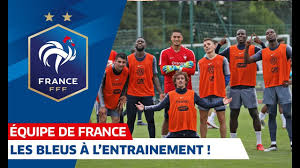 Les bleus se sont changés pour leur future visite au président de la république. L Entrainement Des Bleus Equipe De France I Fff 2019 Youtube