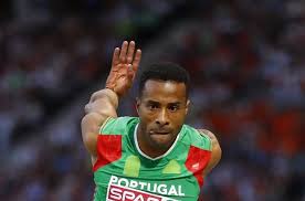O português nelson évora, campeão no triplo salto em pequim2008, felicitou hoje o compatriota pedro pablo pichardo pela conquista da medalha de ouro na mesma especialidade nos jogos olímpicos tóquio2020, a quarta de portugal na competição. Nelson Evora E Mesmo Eterno E Chega As 11 Medalhas Ultima Hora Sabado