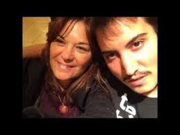 Sandra Andreani's Instagram, Twitter & Facebook