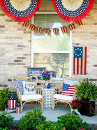 {categoryseotranslationtypes:category|section,category,thumbnail this year, celebrate independence day with 4th of july decorations from kirkland's. How To Decorate A Front Porch For The 4th Of July By Lindi Haws Of Love The Day