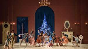 Asteptau cu neradare sa primeasca permisiunea parintilor lor sa poata pri#i cadourile primite de mos craciun. SpÄƒrgÄƒtorul De Nuci Baletul Ce AnunÈ›Äƒ SÄƒrbÄƒtorile De IarnÄƒ Pe Scena Operei NaÈ›ionale BucureÈ™ti Radio Romania Muzical