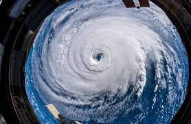 Jul 04, 2021 · „máme výhodu v tom, že jsme oba takříkajíc naspeedovaní, takže pomalejším lidem můžeme připadat jako hurikán. Hurikan Florence 2018 Aktualne A Jak Vznika Rexter Cz