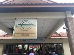 Ia merupakan sebuah resort dan dalam masa yang sama tempat mandi orang awam. Little Mama Stories Tempat Wajib Di Kunjungi Di Tenom Sabah