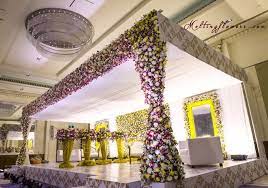Types Of Wedding Decorations You Must Know About Http Www Meltingflowers Com Blogs 2020 Marriage Decoration Wedding Backdrop Decorations Wedding Decorations