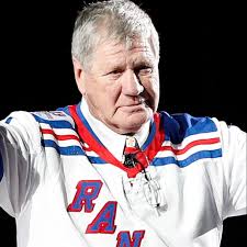 A very happy 84th birthday to Rangers legend Vic Hadfield! 💙❤️