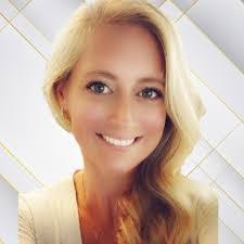 Grace Cuellar's Instagram, Twitter & Facebook