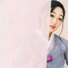 Michael Betzer's Instagram, Twitter & Facebook