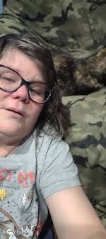 Update Aunt Dodie she had to be taken yesterday to Emergency they thought  cath stopped up and they cut her cath tube so short it could not be removed  at the facility