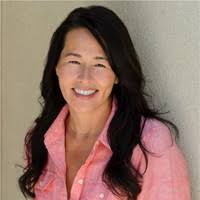 Lynne Mullins's Instagram, Twitter & Facebook