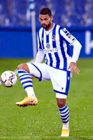 Willian josé da silva, known as willian josé, is a brazilian professional footballer who plays as a striker for real sociedad. Willian Jose Pes Stats Database